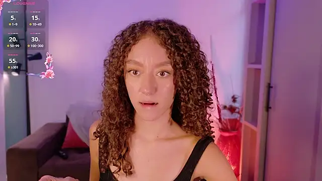 ChloeMoreti Live XXX-Chat