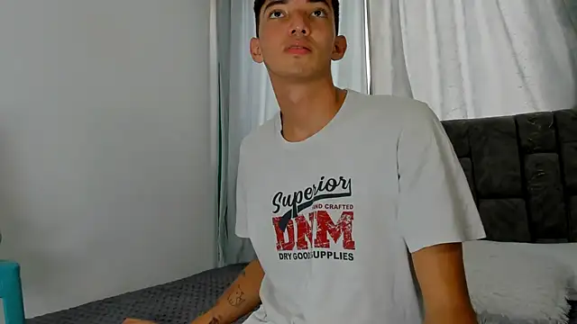 Maikol_OrtizのライブXXXチャット