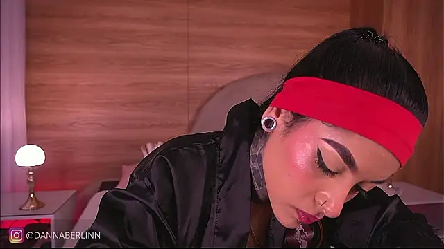 danna_berlin_'s Live XXX Chat