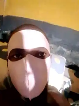 Chat XXX en directo de HornyAss_Bitch