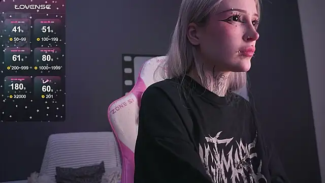 Онлайн чат XXX fraulein_mooon