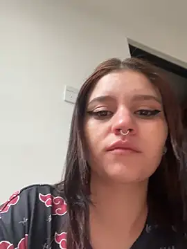 keomi-3のライブXXXチャット