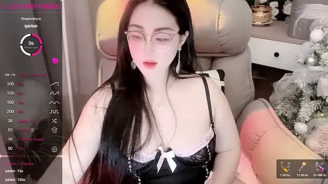 Monica-666888-'s Webcam Show