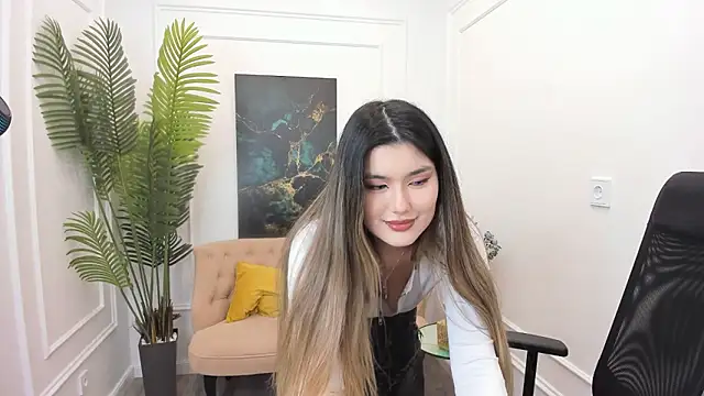 AnneTLi: онлайн-секс-чат