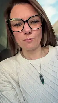 LadyLena1: онлайн-секс-чат