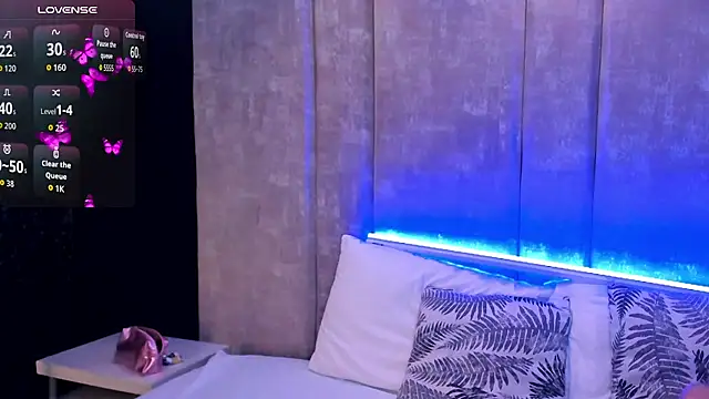 AmmyJones_ live XXX chat