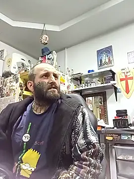 TattooedDick92 Pertunjukan Webcam