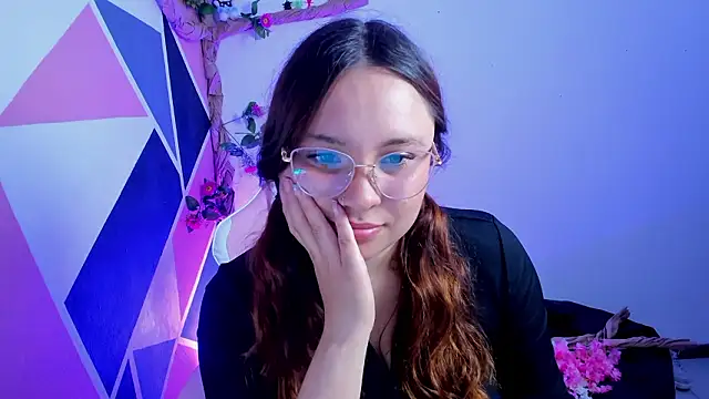 little_emma0: онлайн-секс-чат