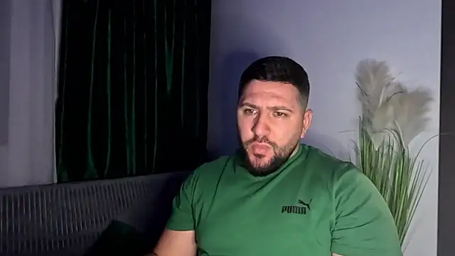 Czat XXX na żywo – Gold_Alpha_Boy