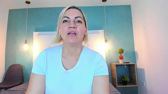 Heidy_milf – Naživo XXX chat