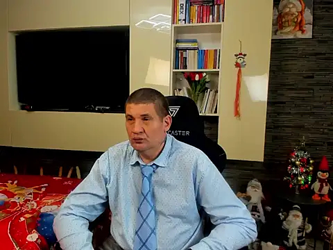 SpartacusDaddy48 Live XXX Chat