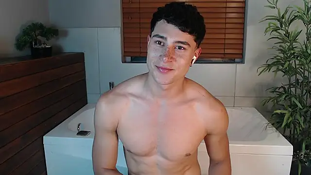 AustinJones_ Show Webcam