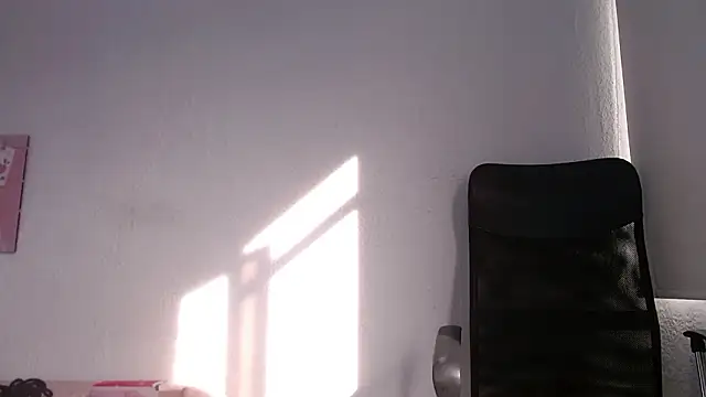 CarolineAikosのライブXXXチャット