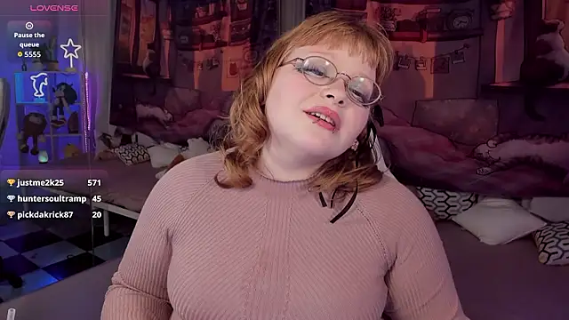 LottieReed – Naživo XXX chat