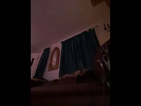 XXX chat uživo modela LeatherSdaddy