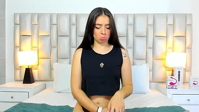 paola_katy_dicksn Live XXX chat