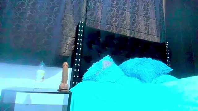 amareto_queen Chat XXX in diretta