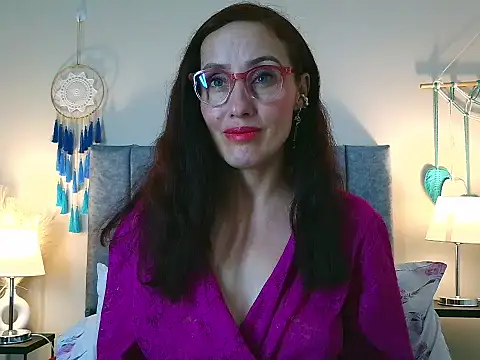 IberianMoonMK's Live XXX Chat