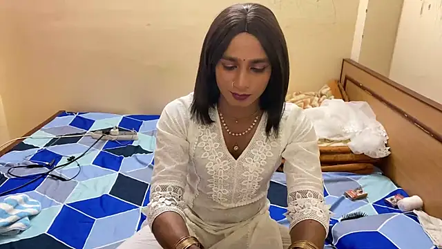 دردشة LuvLayla الجنسية المباشرة