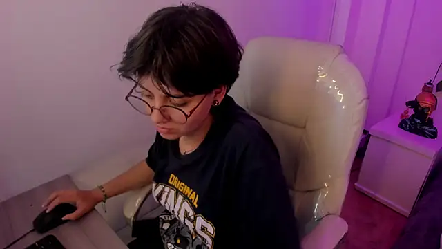 Nathaly_ds' Live XXX Chat