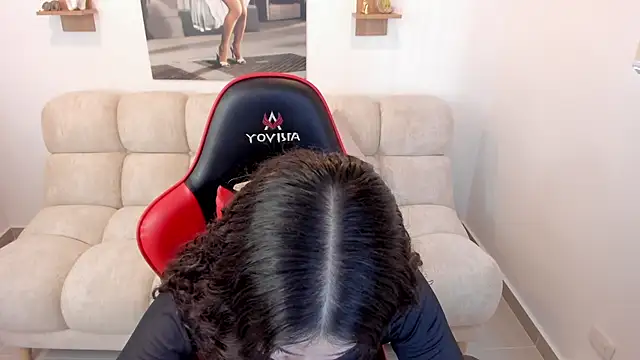 IsaConnor Chat XXX in diretta