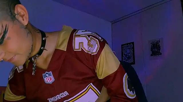 Chatroom XXX en direct de alex_one888