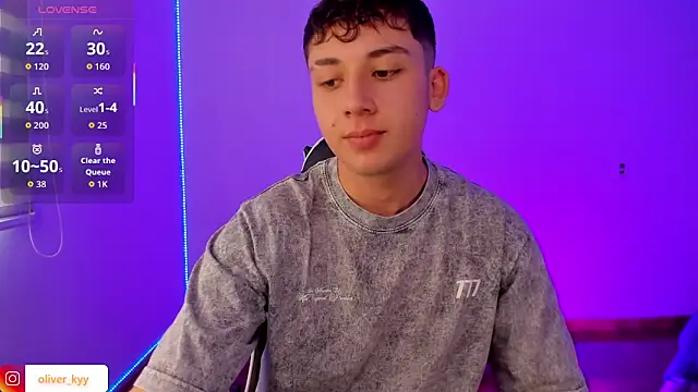 oliver_kyy 即時 XXX 聊天