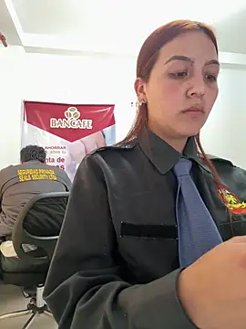 Emily-7_ 라이브 XXX 채 팅