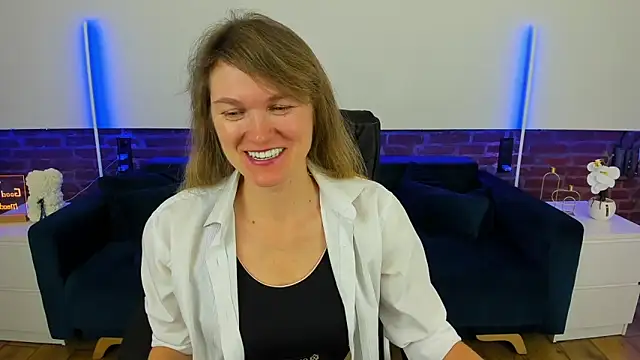 Anabell_xxx 现场XXX聊天