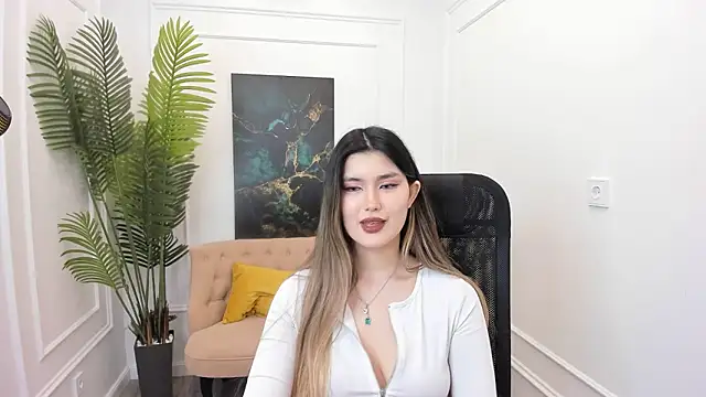 AnneTLi's Live XXX Chat