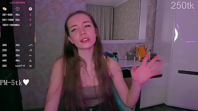 Chatroom XXX en direct de YonaBones