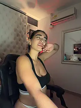 Chat +18 de ZarahEvans ao vivo