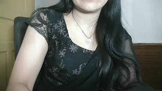 Chanchal--Navya: онлайн-секс-чат