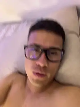 Latin_Paisa_Boy élő XXX-chatje