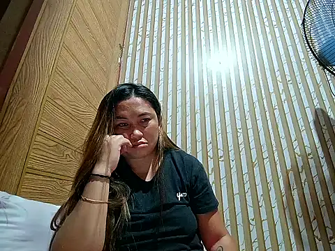 แชท XXX สดของ Simple_Asian