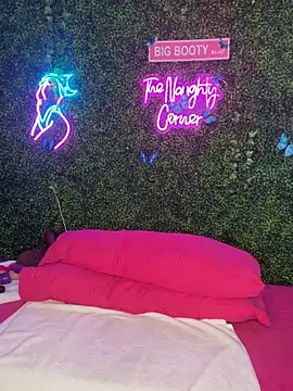 RenaThickAss Live XXX Chat