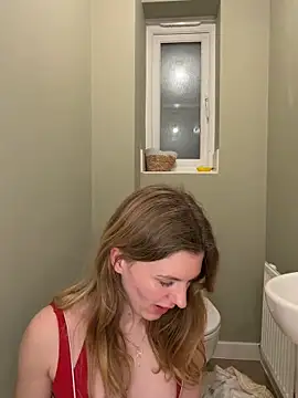 Lilly-Luscious Adlı Modelin Canlı XXX Sohbeti