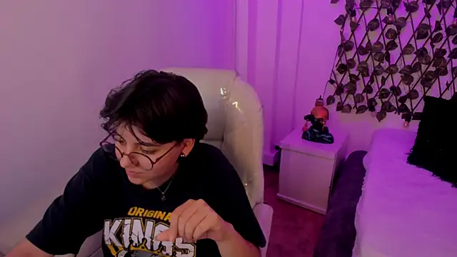 Nathaly_ds: απευθείας συνομιλία ΧΧΧ