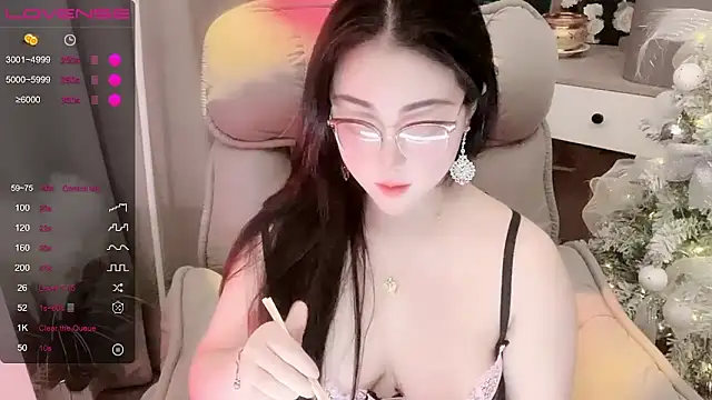 Monica-666888- Adlı Modelin Canlı XXX Sohbeti