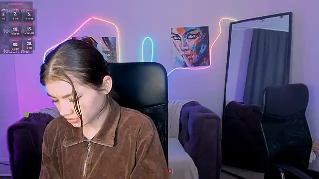 isabel_wave Adlı Modelin Canlı XXX Sohbeti