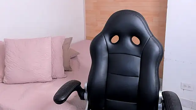 XXX chat uživo modela Julieth_brown_