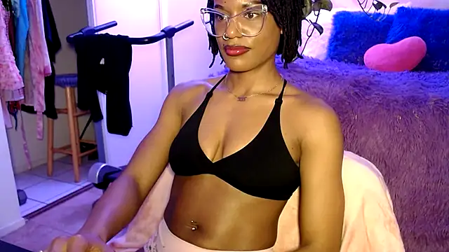 CocoSage's Live XXX Chat