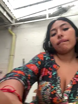 emmyjhonson07 Adlı Modelin Canlı XXX Sohbeti