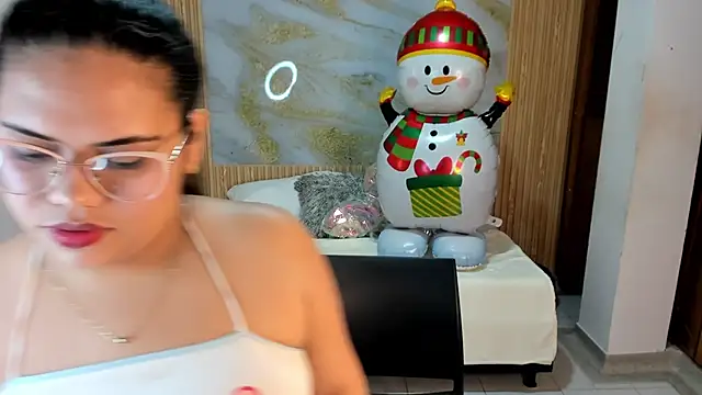 samy_19_ live XXX chat