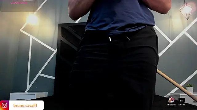 bruno_cavalli's Live XXX Chat