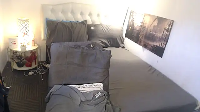 NinaDOM4CUM 라이브 XXX 채팅