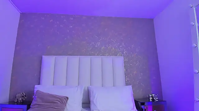 KaylieBrooks Chat XXX in diretta