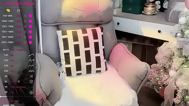 Chatroom XXX en direct de Monica-666888-