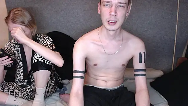 Mialy_slims' Live XXX Chat