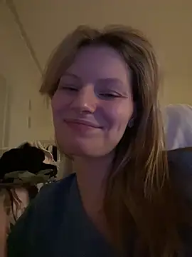 XXX chat uživo modela MaryHiggins